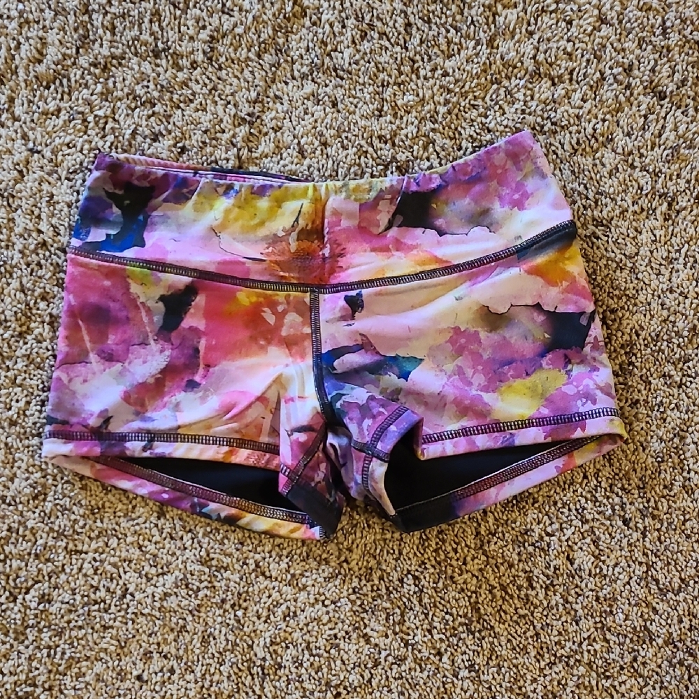 Fleo Women's Multicolor Athletic Shorts